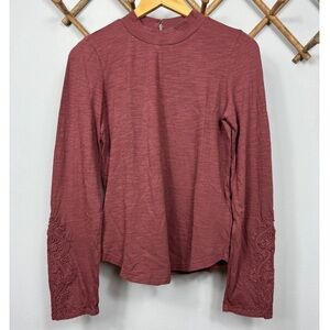 NWT Free People We The Free Hooked On You Cuff Blouse | Burgundy Red, Women’s L